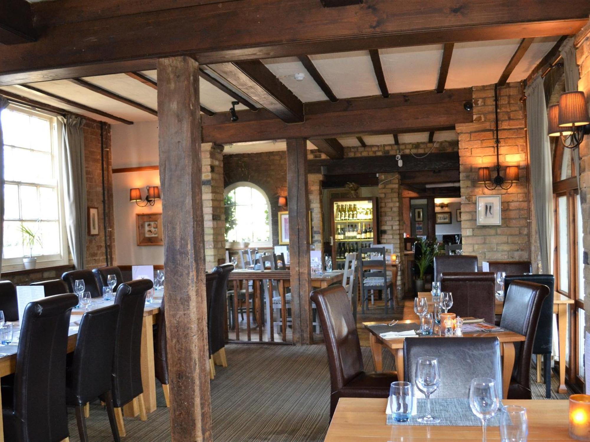 The White Hart Country Inn Fulbourn Екстериор снимка
