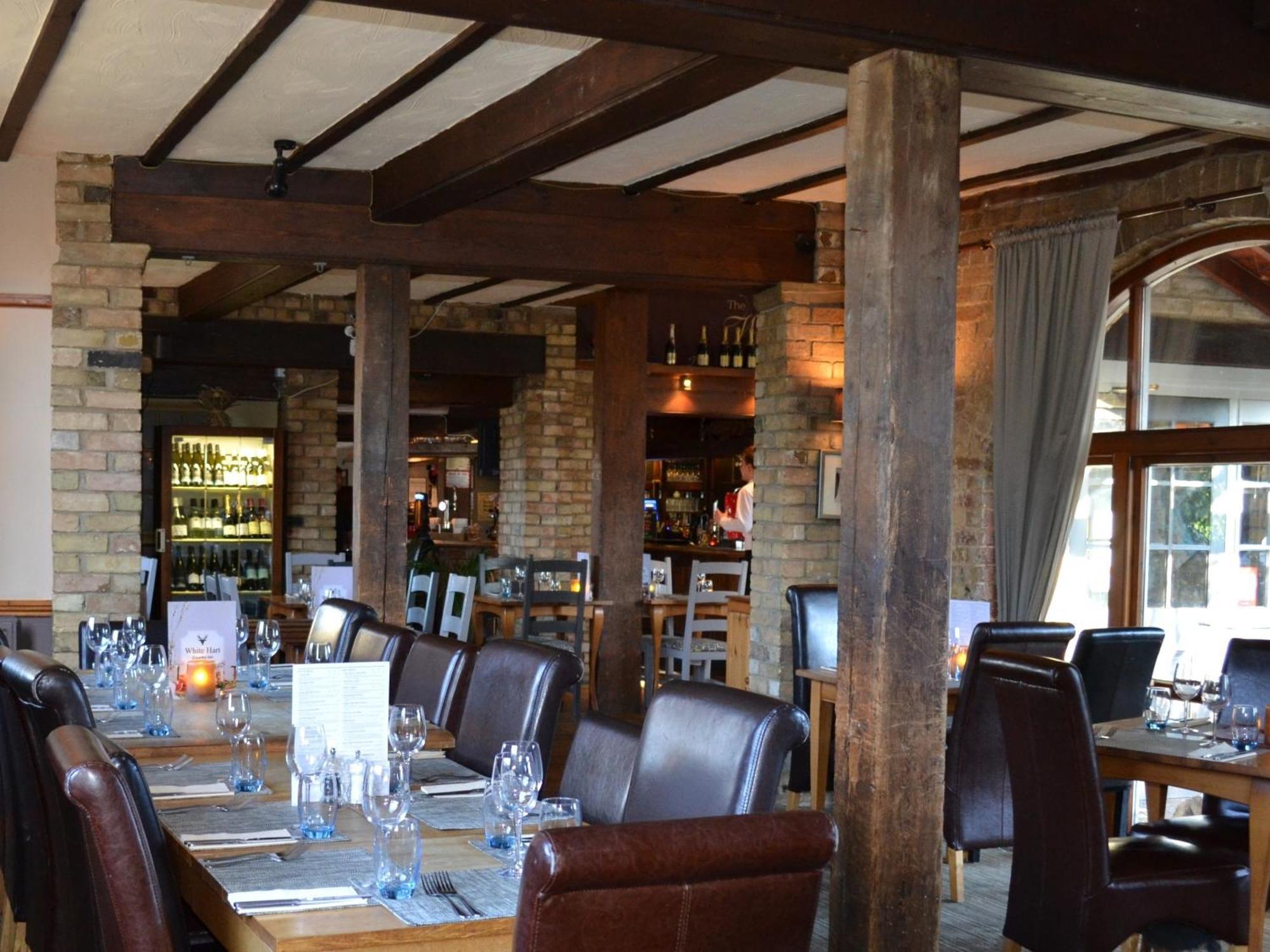 The White Hart Country Inn Fulbourn Екстериор снимка